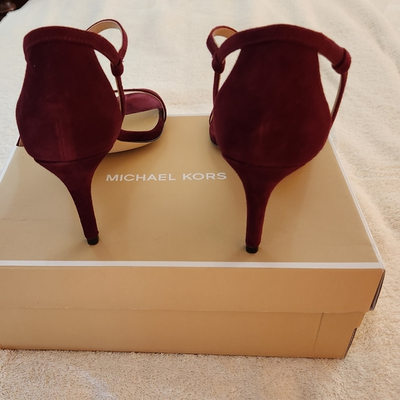 Michael Michael Kors NWT Simone Mid Sandal Suede - Picture 4 of 5